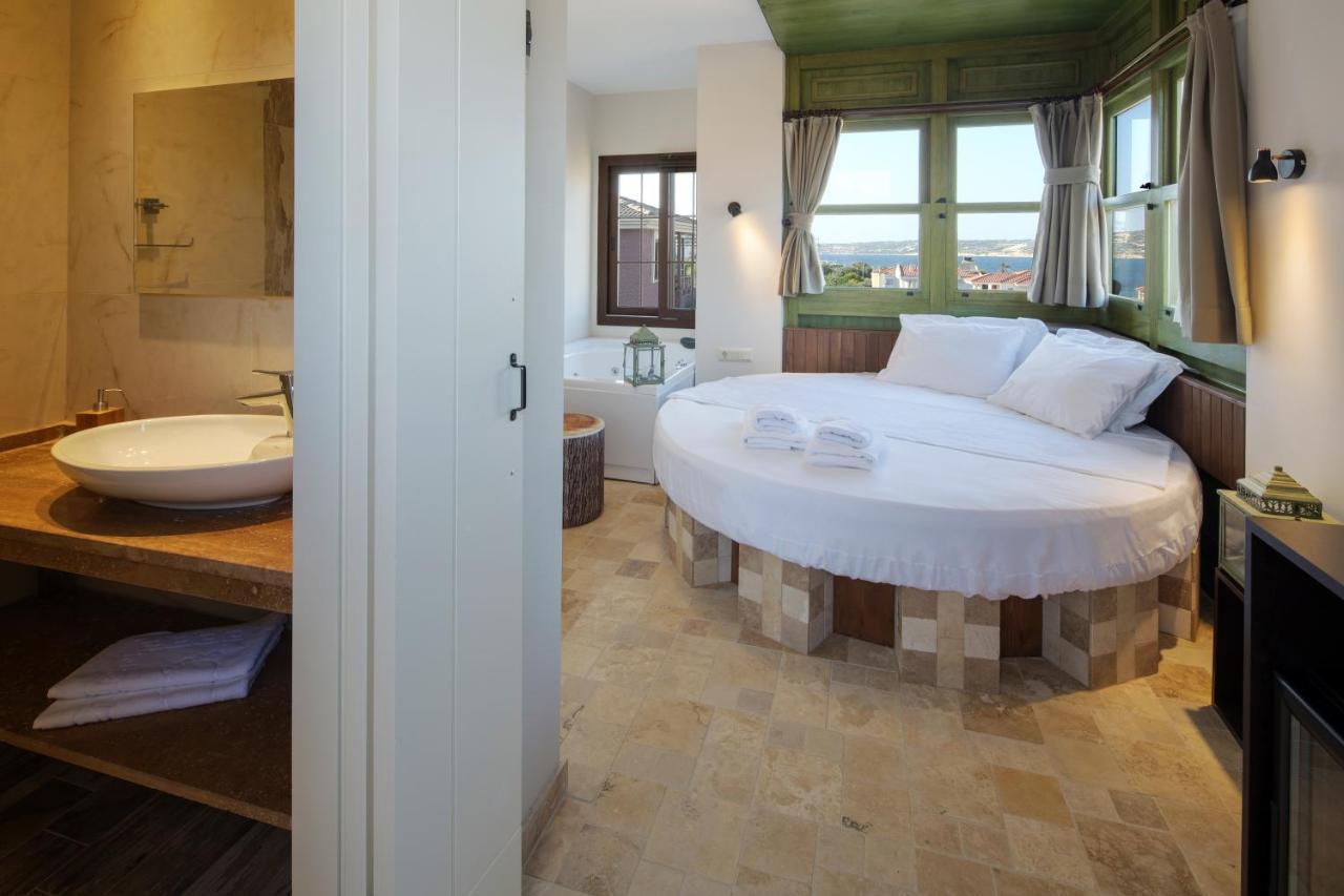 Cesmekes Otel מראה חיצוני תמונה