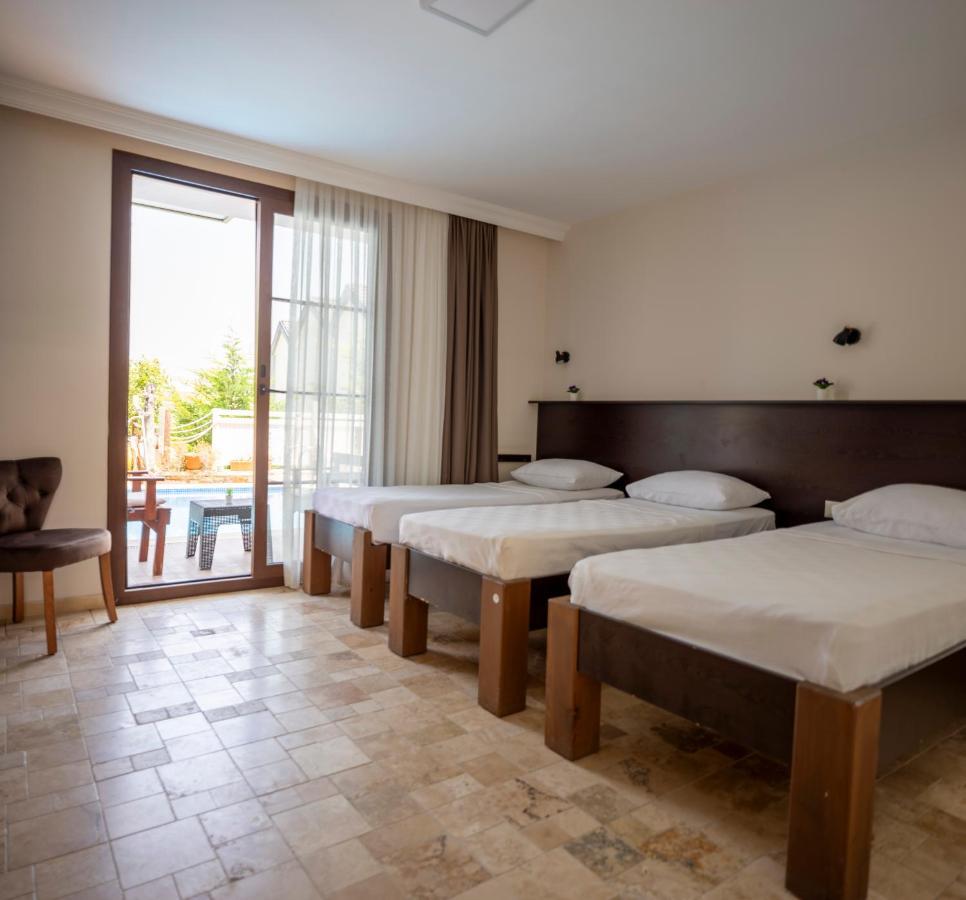 Cesmekes Otel מראה חיצוני תמונה