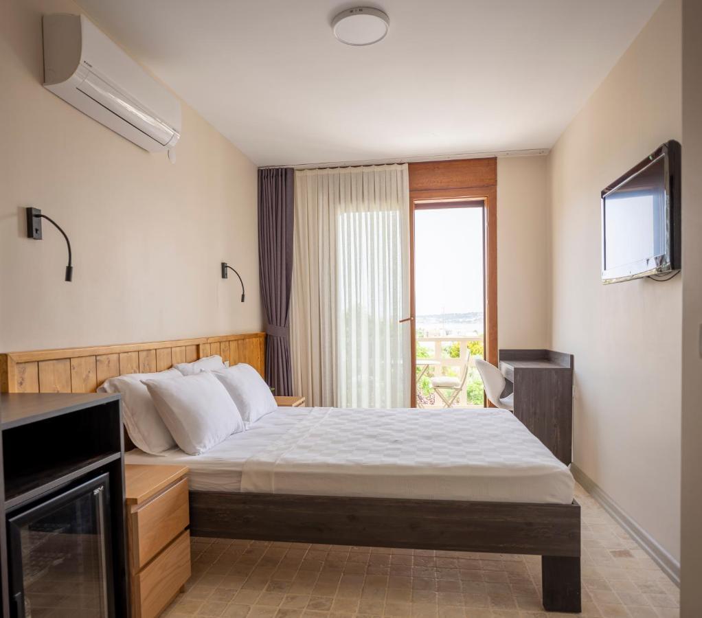 Cesmekes Otel מראה חיצוני תמונה